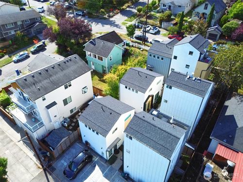 b-1916 18th Ave S, Seattle, WA, 98144-4322 | Card Image