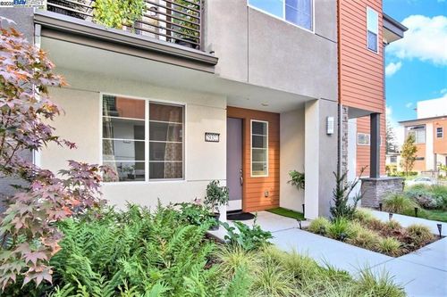 29322 Hub Ln, Hayward, CA, 94544-7751 | Card Image