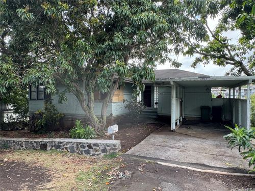 1912 Aupuni St, Honolulu, HI, 96817-2054 | Card Image