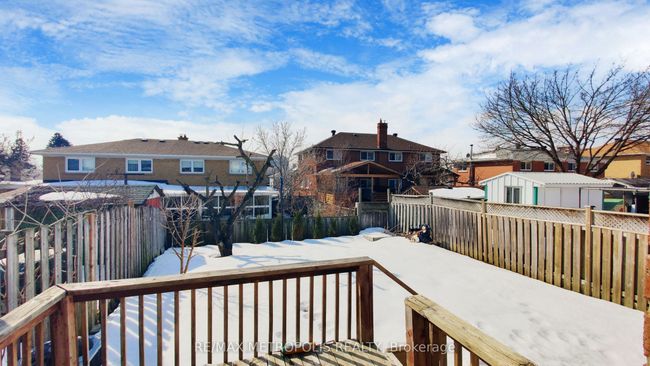 UPPER - 3254 Fieldgate Dr, House attached with 3 bedrooms, 2 bathrooms and 1 parking in Mississauga ON | Image 35