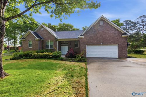 3326 Valley Forge Rd Sw, Decatur, AL, 35603-3114 | Card Image