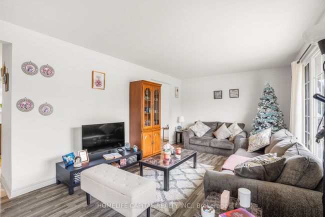 43 A Norway Spruce St, House other with 4 bedrooms, 1 bathrooms and 3 parking in Stittsville ON | Image 7
