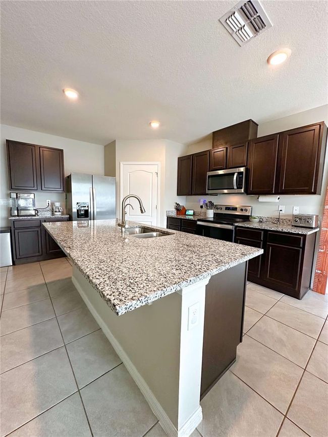 Kitchen | Image 8