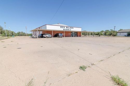 1507 25th St, Snyder, TX, 79549-2614 | Card Image