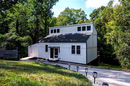 2427 Twilight Rd, Charlotte, NC, 28210-6754 | Card Image