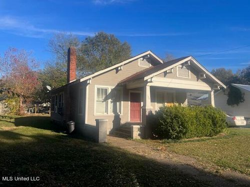 106 Beatrice St, Greenwood, MS, 38930-3430 | Card Image