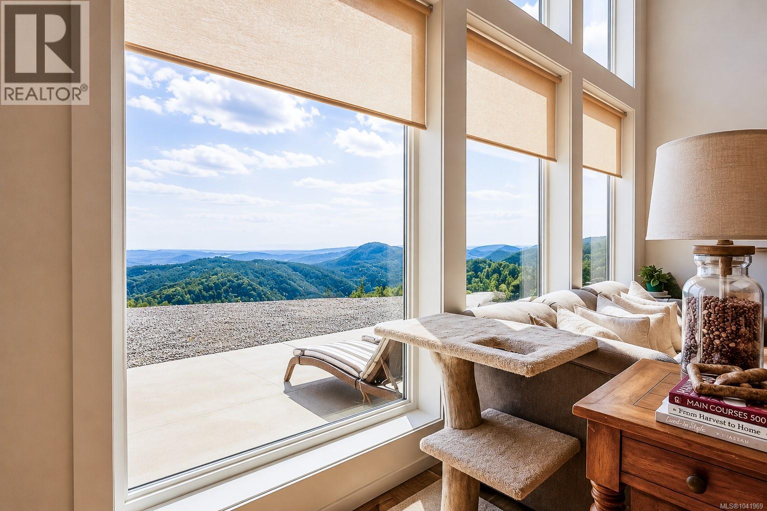 Residential in Shawnigan Lake 5