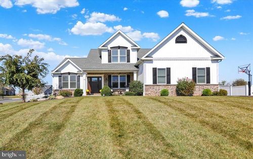 44 Ensore Ct, Fleetwood, PA, 19522-8563 | Card Image