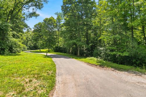 566 Locust Run Road, Pierce Twp, OH, 45245 | Card Image