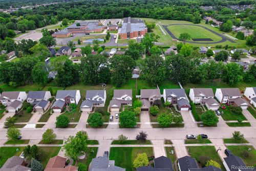 1387 Hartland Dr, Troy, MI, 48083-5453 | Card Image