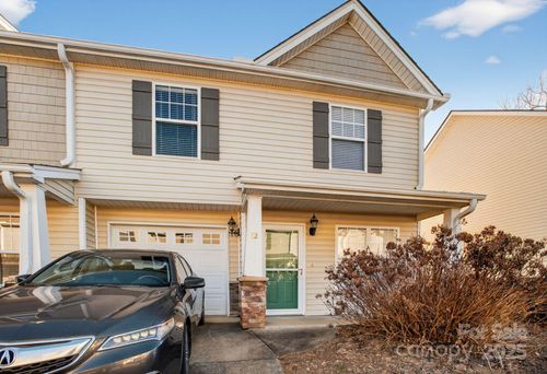 82 Old Salem Ct, Fletcher, NC, 28732-9240 | Card Image