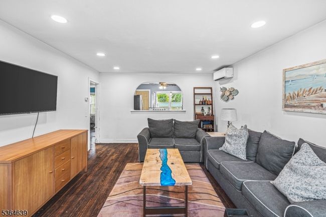 318 Terrill Rd, House other with 3 bedrooms, 1 bathrooms and null parking in Plainfield NJ | Image 6
