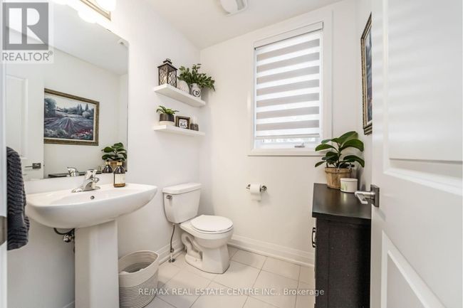7 Briar Crt, Townhouse with 3 bedrooms, 4 bathrooms and 3 parking in Georgetown ON | Image 13