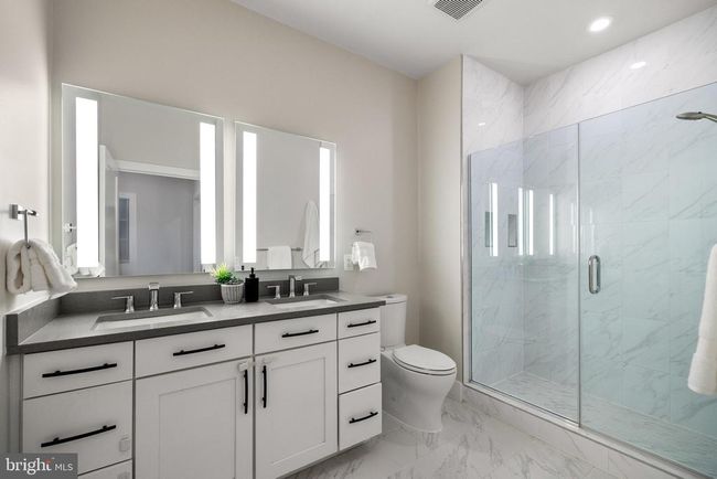 APT-411 - 1411 Key Blvd, Condo with 2 bedrooms, 2 bathrooms and null parking in ARLINGTON VA | Image 24