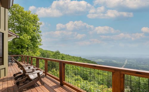 572 Rock Bluff Rd, RISING FAWN, GA, 30738-2242 | Card Image