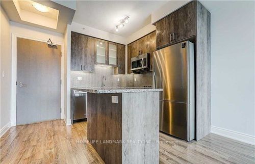 1509-9088 Yonge St, Richmond Hill, ON, L4C0Y6 | Card Image