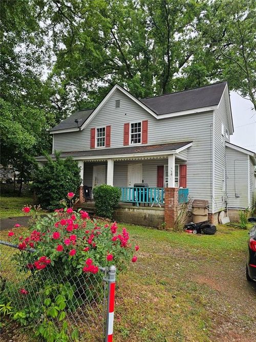 1 Dean St, Gainesville, GA, 30501-6817 | Card Image