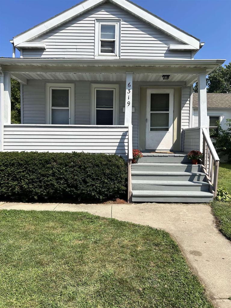 12th Ave, Kenosha, WI 53143