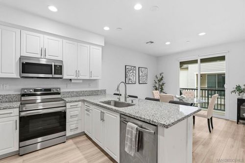 2815 Elderflower St, Spring Valley, CA, 91977-3683 | Card Image