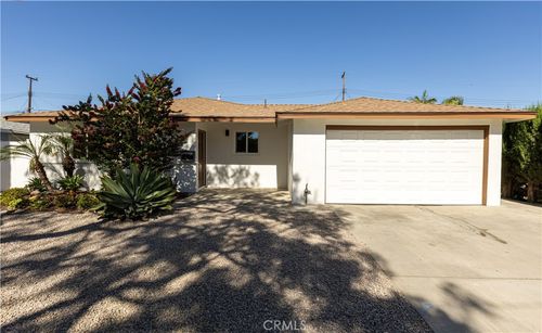 2225 S Manitoba Drive, Santa Ana, CA, 92704 | Card Image