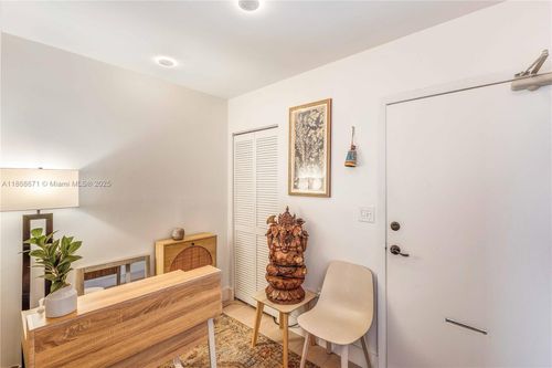 ste-201-1385 Coral Way, MIAMI, FL, 33145-2941 | Card Image