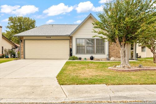 7019 Elk Trl, San Antonio, TX, 78244-1573 | Card Image