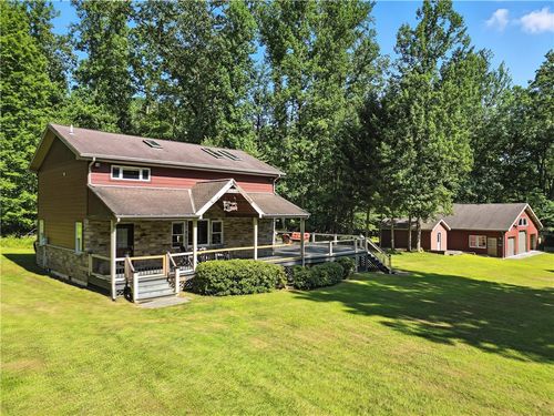 124 Walleye Dr, Kennerdell, PA, 16374-3944 | Card Image