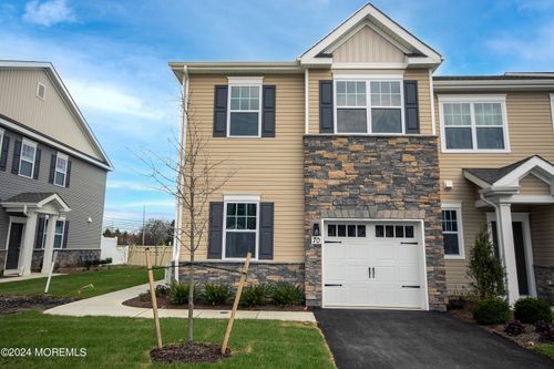 70 Chapel Ln, Neptune, NJ, 07753-7028 | Card Image