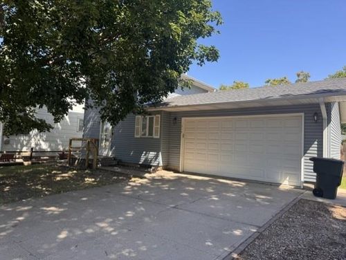 314 W 7th St, Hastings, NE, 68901-4459 | Card Image