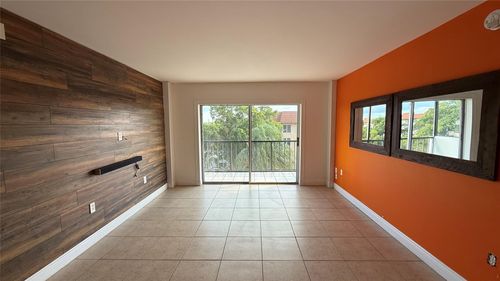 4174 Inverrary Dr, Lauderhill, FL, 33319-4578 | Card Image