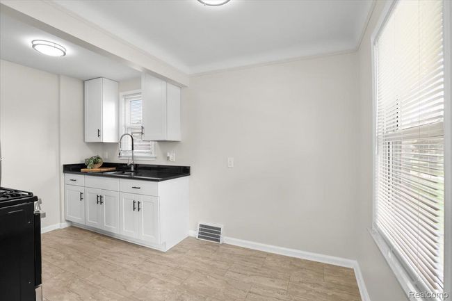 09-19545 Wood St.jpg | Image 8