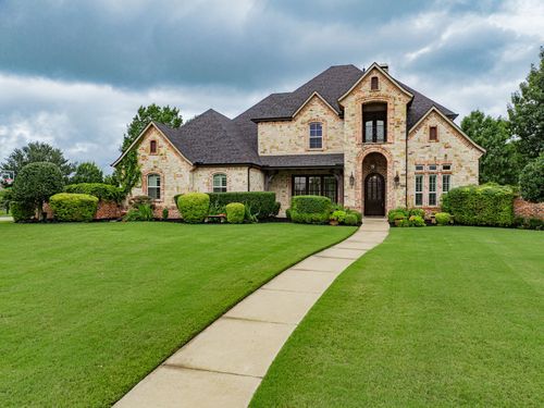 126 Yorkshire Dr, Heath, TX, 75032-6647 | Card Image