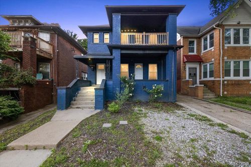 2256 W Philadelphia St, Detroit, MI, 48206-2452 | Card Image