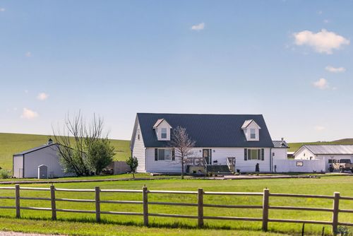 14703 Bridle Ct, Piedmont, SD, 57769-7352 | Card Image