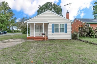 146 Pear Avenue, House other with 3 bedrooms, 2 bathrooms and null parking in Hampton VA | Image 1