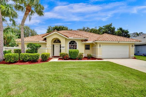 7608 Monclair Ct, Lake Worth, FL, 33467-7938 | Card Image