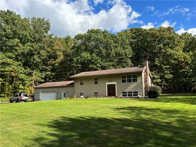 186 Lardintown Rd, House other with 3 bedrooms, 3 bathrooms and 3 parking in Clinton Twp PA | Image 1