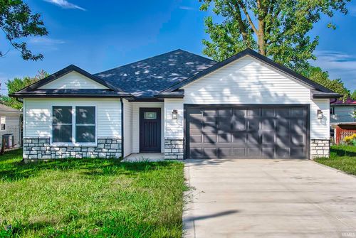3630 Wentworth Dr, Fort Wayne, IN, 46806-4521 | Card Image