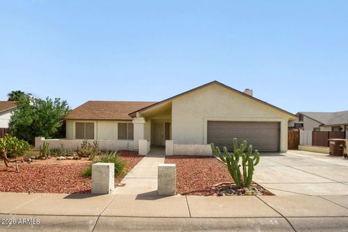 8231 W Corrine Dr, Peoria, AZ, 85381-9039 | Card Image