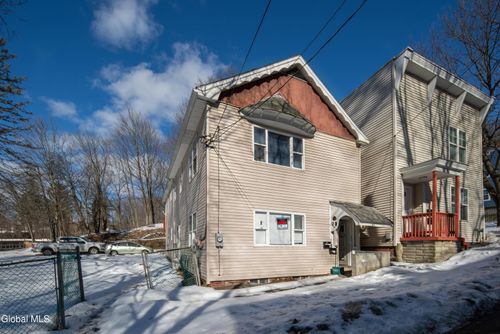 61 Tyler Street, Troy, NY, 12180 | Card Image