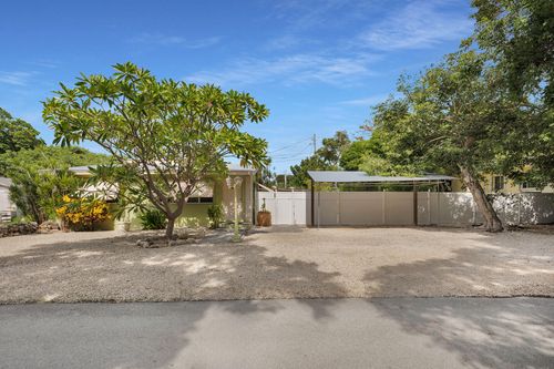 100 Broadway, Tavernier, FL, 33070-2550 | Card Image