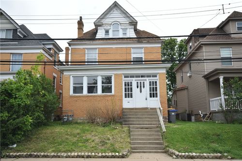 2919 Voelkel Ave, Pittsburgh, PA, 15216-2035 | Card Image