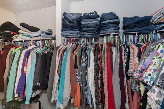 Walk-In Closet | Image 30