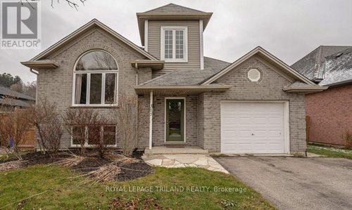 307 Frances St, Port Stanley, ON, N5L1B2 | Card Image