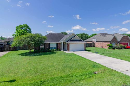 9890 Asheville Dr, Denham Springs, LA, 70706 | Card Image