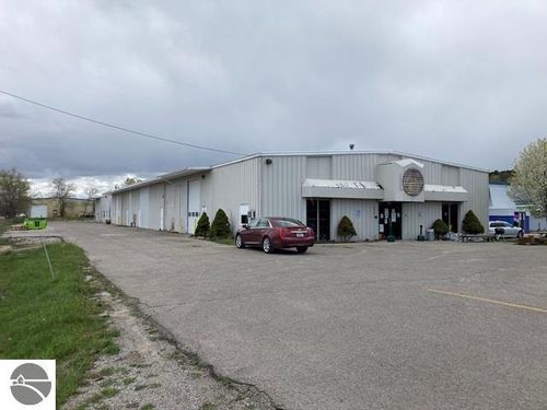suite-b-2419 Sybrant Rd, Traverse City, MI, 49684-6951 | Card Image