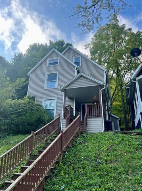 224 E 3rd St, Corning, NY, 14830-3204 | Card Image