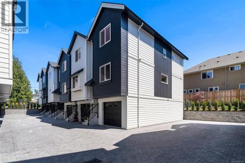 5-10145 Fifth St, Sidney, BC, V8L0E4 | Card Image