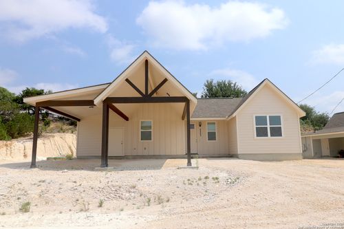 2503 Golf Dr, Spring Branch, TX, 78070-3866 | Card Image