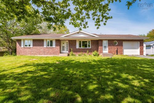 33 Rockwell Drive, Mount Uniacke, NS, B0N1Z0 | Card Image
